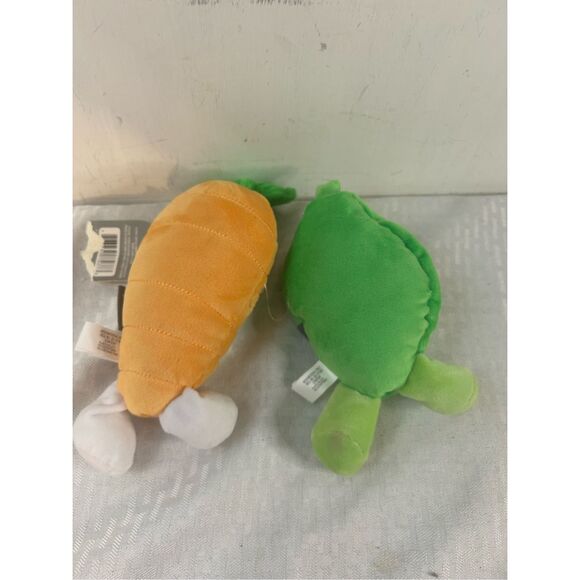 Hallmark Peas and Carrots 6" plush - Picture 5 of 5
